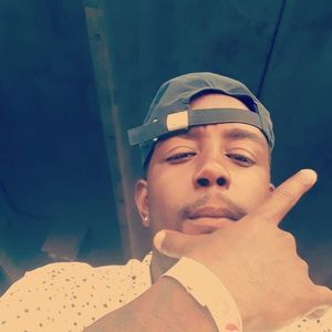 Meet your Posher, Bobbie